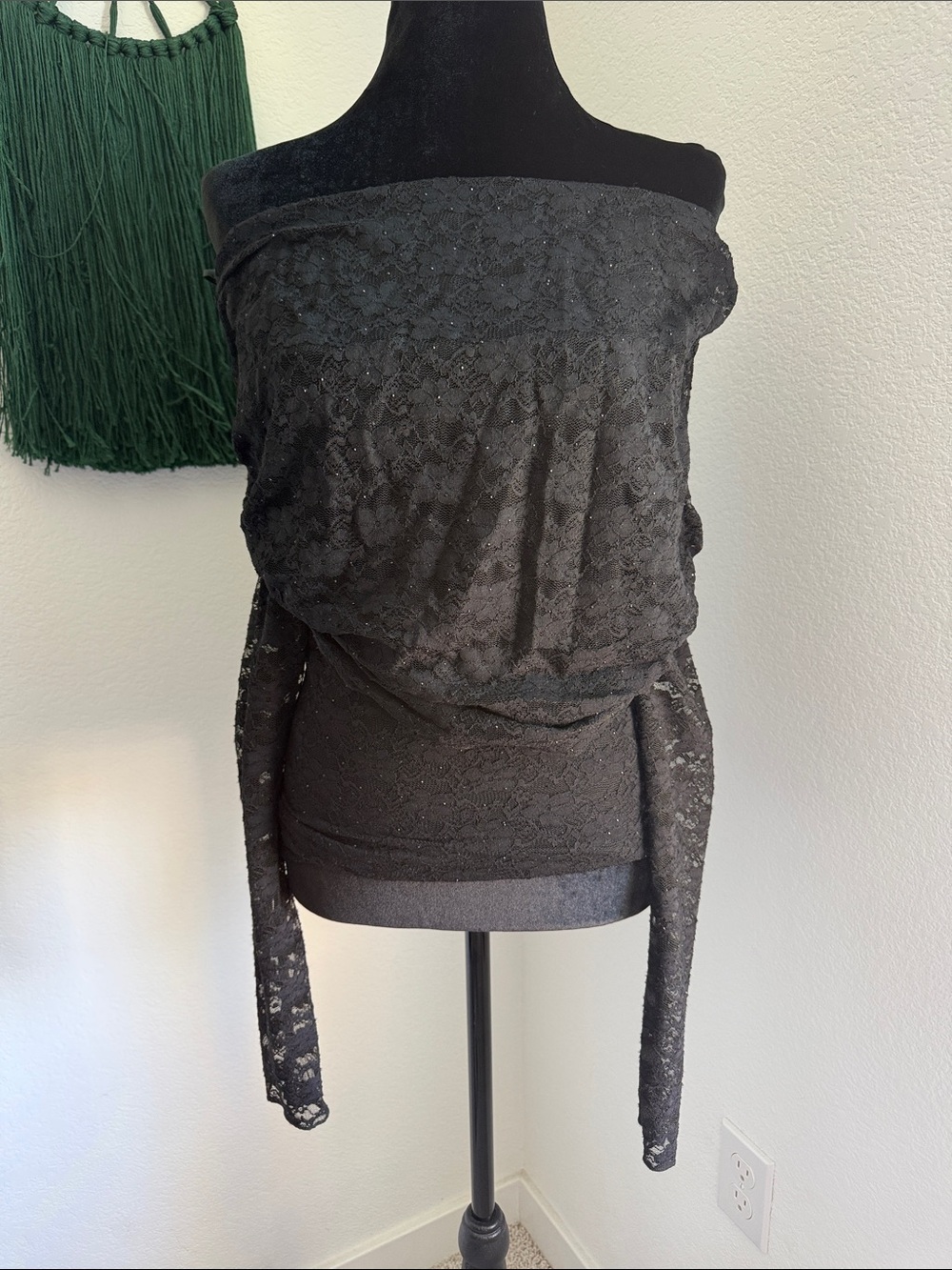 Vici Black Off-Shoulder Lace Blouse